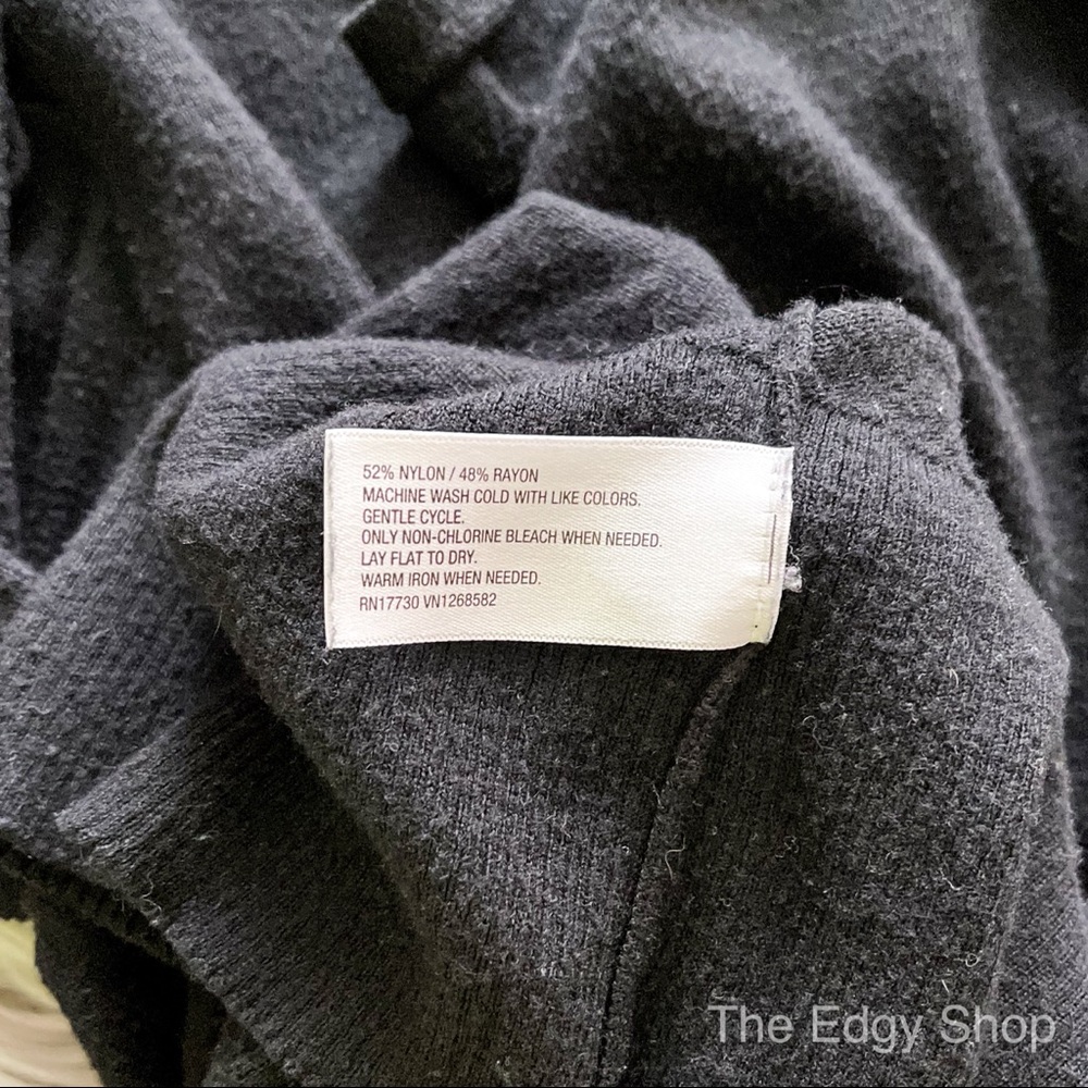 Mossimo | V-Neck Button Up Cardigan Sweater - Picture 5 of 5